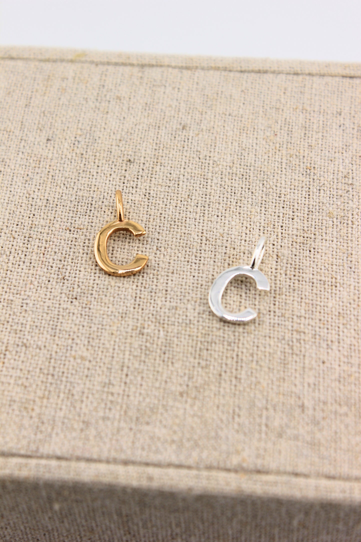 Anhänger Buchstabe C